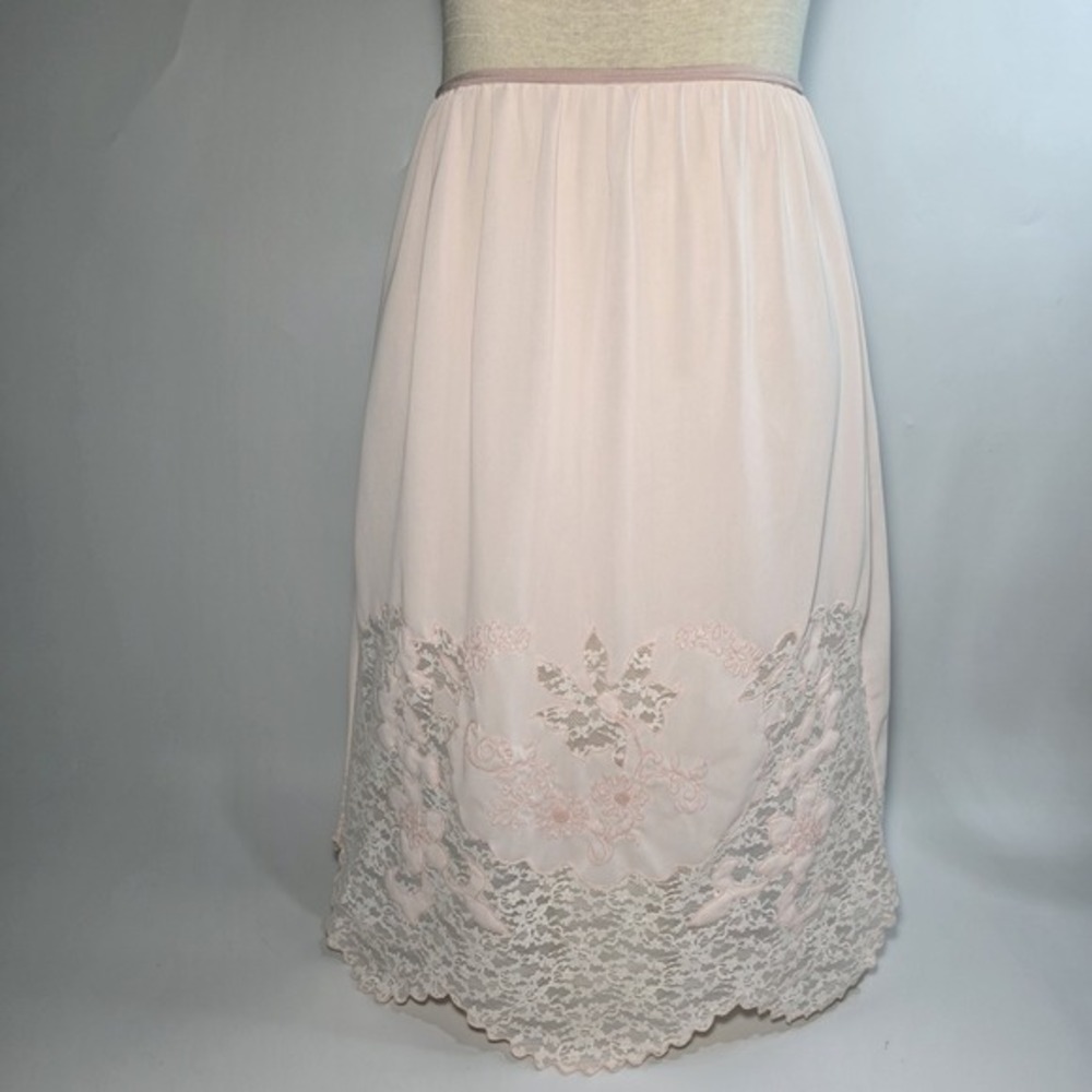 S 1950's Pastel Pink Half Slip Lace Soutache Detail Lingerie Lounge Boudoir 50's